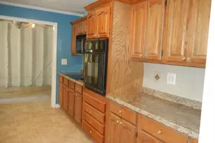 408 Bailey Rd, Madison, NC 27025 - Photo 6