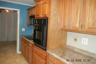 408 Bailey Rd, Madison, NC 27025 - Photo 8