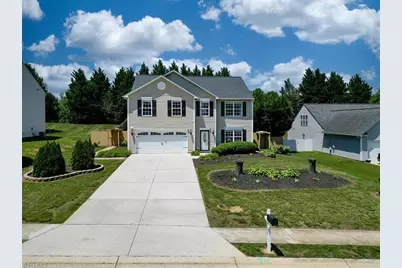 8009 Hill N Dale Drive, Kernersville, NC 27284 - Photo 4