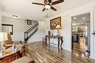 8009 Hill-N-Dale Dr, Kernersville, NC 27284 - Photo 4