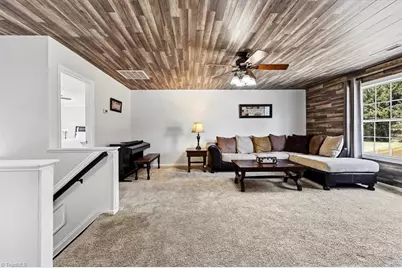 8009 Hill N Dale Drive, Kernersville, NC 27284 - Photo 24