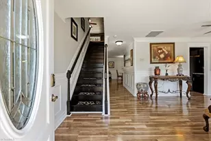 8009 Hill-N-Dale Dr, Kernersville, NC 27284 - Photo 6