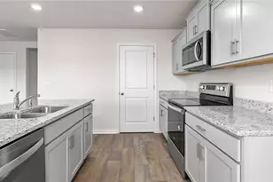 4739 Reedy Creek Farm Cir, Greensboro, NC 27405 - Photo 12