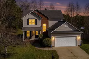 3700 Heather View Ln, Winston-Salem, NC 27127 - Photo 2