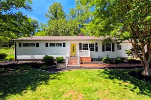126 Mayfair Dr, Winston-Salem, NC 27105 - Photo 4