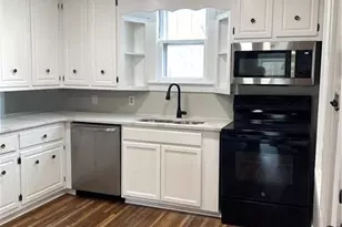 363 Periwinkle Rd, Eden, NC 27288 - Photo 2