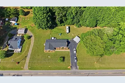 2303 Old Highway 21, State Road, NC 28676 - Photo 8