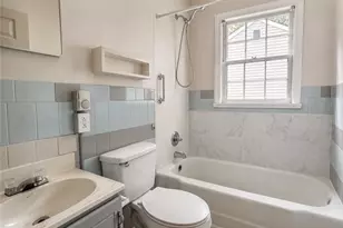 912 S English St, Greensboro, NC 27401 - Photo 6
