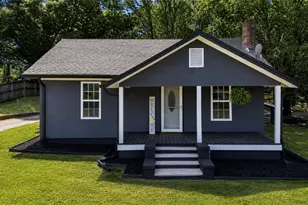 622 South Franklin Road, Mount Airy, NC 27030 - Photo 2