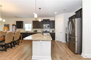 1629 Coopers Hawk Dr, Kernersville, NC 27284 - Photo 10