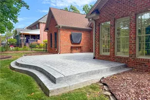 420 Inverness Dr, Winston-Salem, NC 27107 - Photo 4