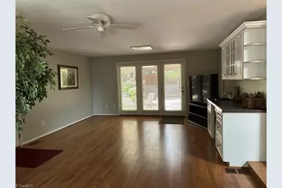 4220 Hollowoak Court, Winston-Salem, NC 27104 - Photo 24