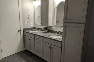 4220 Hollowoak Ct, Winston-Salem, NC 27104 - Photo 18