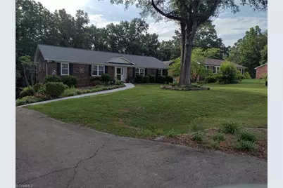 170 Queens Court, Clemmons, NC 27012 - Photo 2