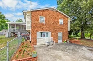 3673 Pine Ridge Dr, Trinity, NC 27370 - Photo 32
