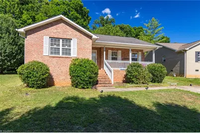 1528 Ambridge Court, High Point, NC 27235 - Photo 2