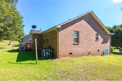 1528 Ambridge Court, High Point, NC 27235 - Photo 28