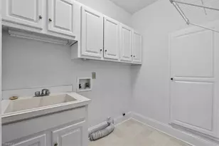 709 Bruton Pl N, Greensboro, NC 27410 - Photo 14