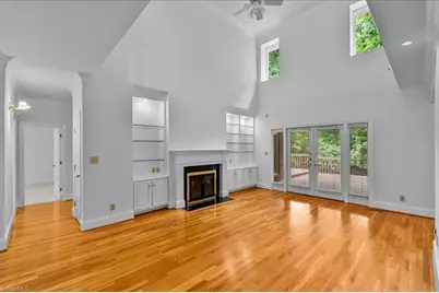 709 Bruton Place N, Greensboro, NC 27410 - Photo 6