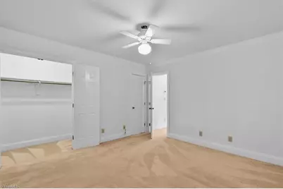 709 Bruton Place N, Greensboro, NC 27410 - Photo 36