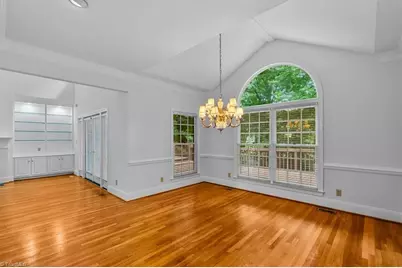 709 Bruton Place N, Greensboro, NC 27410 - Photo 16