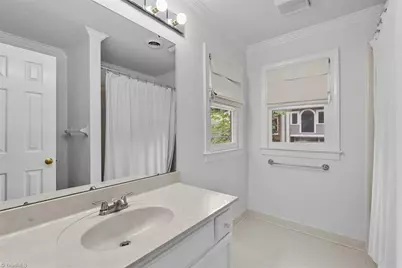 709 Bruton Place N, Greensboro, NC 27410 - Photo 34