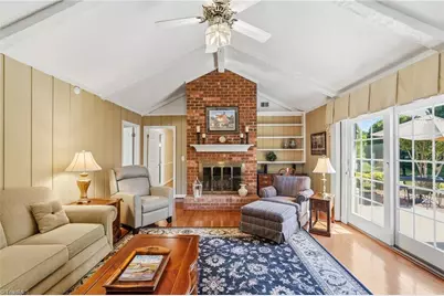 1075 Foothills Drive, Kernersville, NC 27284 - Photo 22