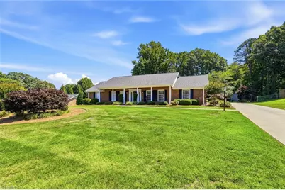 1075 Foothills Drive, Kernersville, NC 27284 - Photo 2