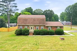 1003 Camelot Ln, Graham, NC 27253 - Photo 1
