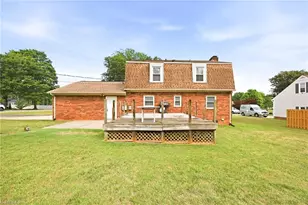 1003 Camelot Ln, Graham, NC 27253 - Photo 42