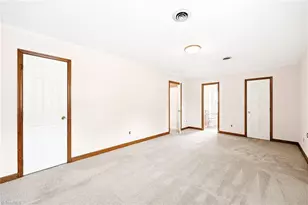 1003 Camelot Ln, Graham, NC 27253 - Photo 24
