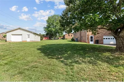 113 Jenny Lane, Pilot Mountain, NC 27041 - Photo 24