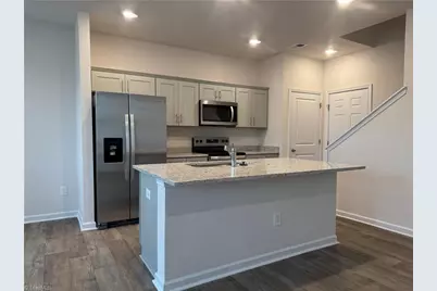 1310 Broholmer Lane, Greensboro, NC 27405 - Photo 6