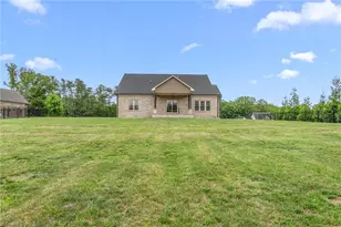 8101 Joseph Weston Ct, Greensboro, NC 27455 - Photo 46