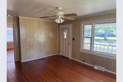 265 Broad Street, Lexington, NC 27295 - Photo 2
