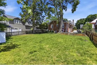2304 Elizabeth Avenue, Winston-Salem, NC 27103 - Photo 30