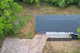 218 Palmer St NW, Lenoir, NC 28645 - Photo 2