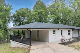 218 Palmer St NW, Lenoir, NC 28645 - Photo 1