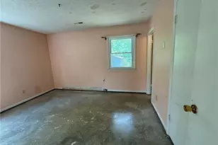 1674 Village Pl, Winston-Salem, NC 27127 - Photo 12