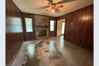 1674 Village Place, Winston-Salem, NC 27127 - Photo 8