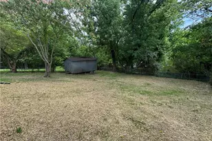 1674 Village Pl, Winston-Salem, NC 27127 - Photo 2