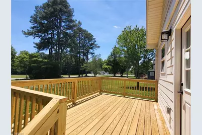 121 W Elm Street, Yadkinville, NC 27055 - Photo 24