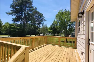 121 W Elm St, Yadkinville, NC 27055 - Photo 24