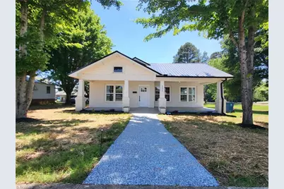 121 W Elm Street, Yadkinville, NC 27055 - Photo 12