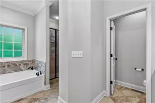5414 Rambling Rd, Greensboro, NC 27409 - Photo 24