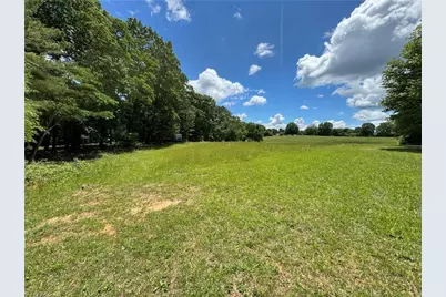 000 Barlow Court, King, NC 27021 - Photo 6