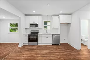 1533 NE 25th St, Winston-Salem, NC 27105 - Photo 6
