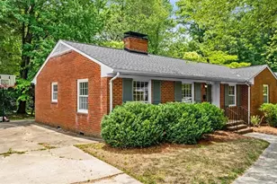 1210 Pembroke Rd, Greensboro, NC 27408 - Photo 2