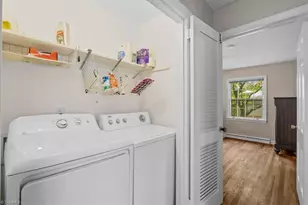 1210 Pembroke Rd, Greensboro, NC 27408 - Photo 32