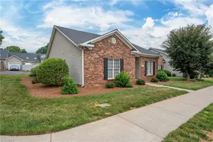 195 Stadium Oaks Dr, Clemmons, NC 27012 - Photo 4